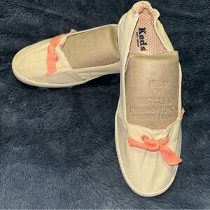 Keds Slip-On Boat Shoes in Ivory Women’s Size 8